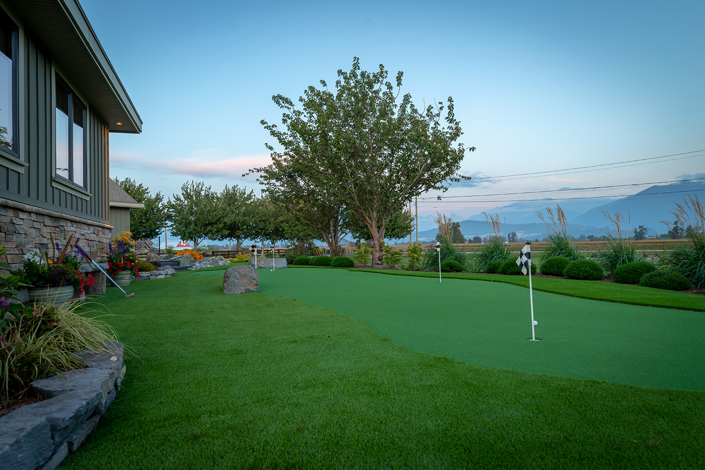 backyard putting green